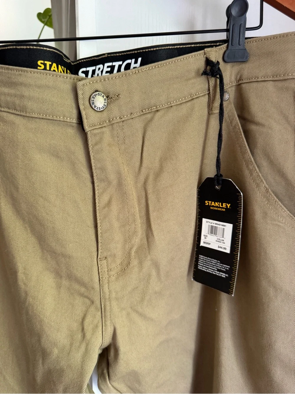 Stanley Men’s Khaki Stretch Chinos